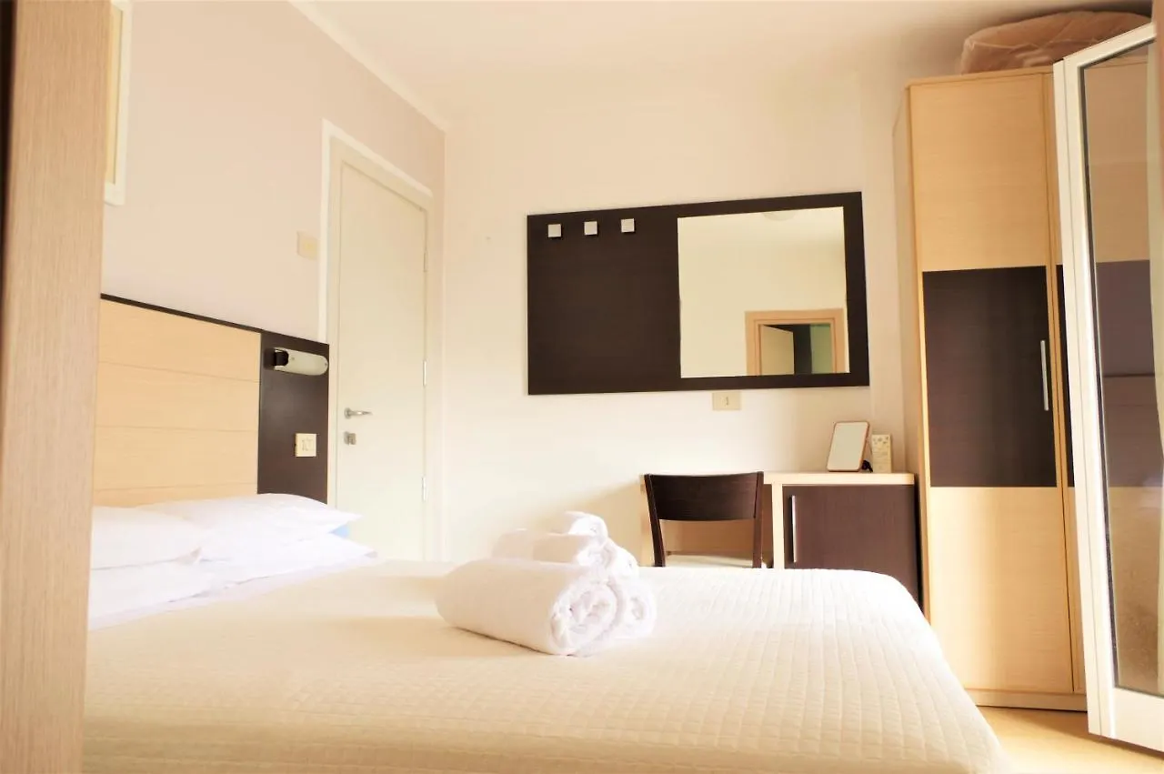 Golf & Beach Hotel Milano Marittima 3*,  Italy