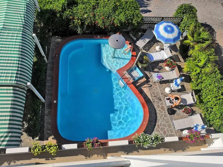 Golf & Beach Hotel Milano Marittima 3*,  Italy