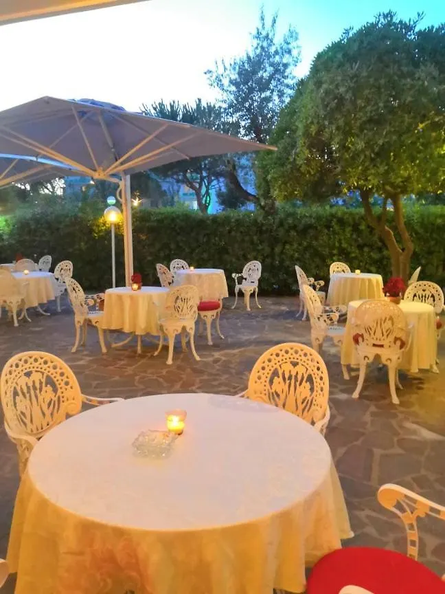Golf & Beach Hotel Milano Marittima 3*,