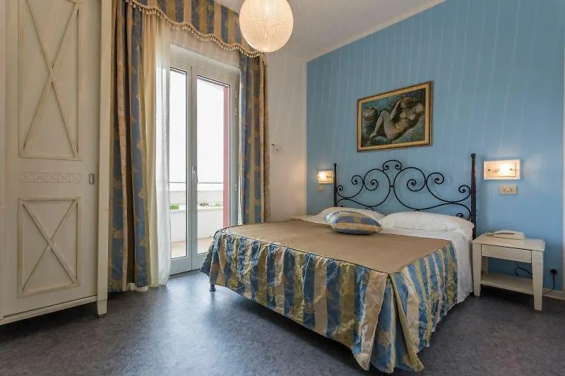 Golf & Beach Hotel Milano Marittima 3*,